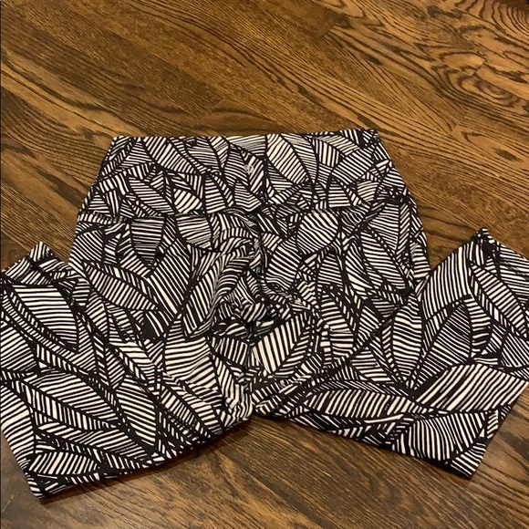 lululemon athletica Pants - Lululemon Capri Pants